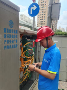 無懼“烤”驗，最美鏡頭下的山西鐵通人